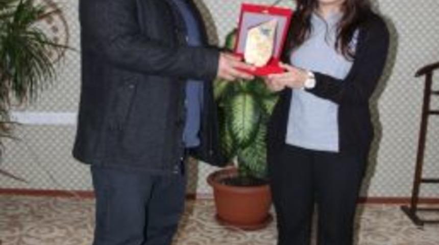 Esra Aksu&rsquo;nun Gururu Oldu
