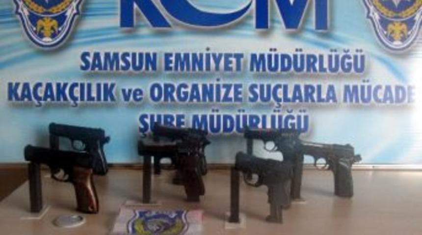 Silah Ka&ccedil;ak&ccedil;ılığına 3 G&ouml;zaltı