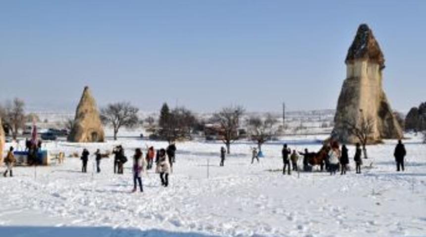 Kapadokya'yı 2012 Yılında 2 Milyon 572 Bin 816 Turist Ziyaret Etti