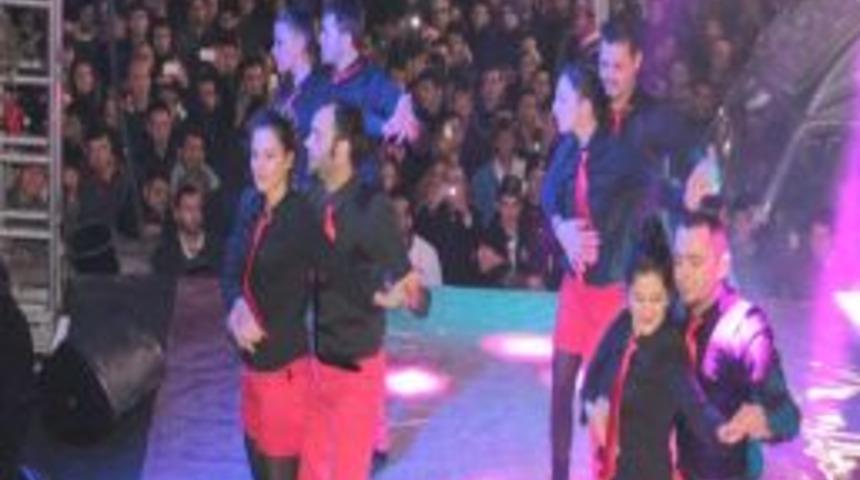 &Ccedil;ankaya&rsquo;dan &lsquo;kadın Devrimi&rsquo;ne Destek