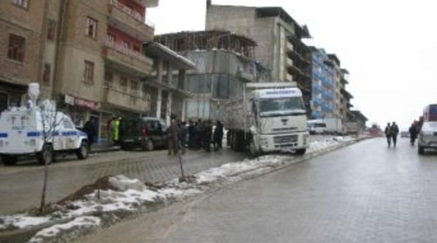 Şemdinli'de Trafik Kazası