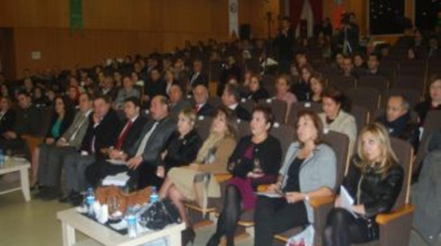 Giresun &Uuml;niversitesi'nde Kadın &Ccedil;alıştayı