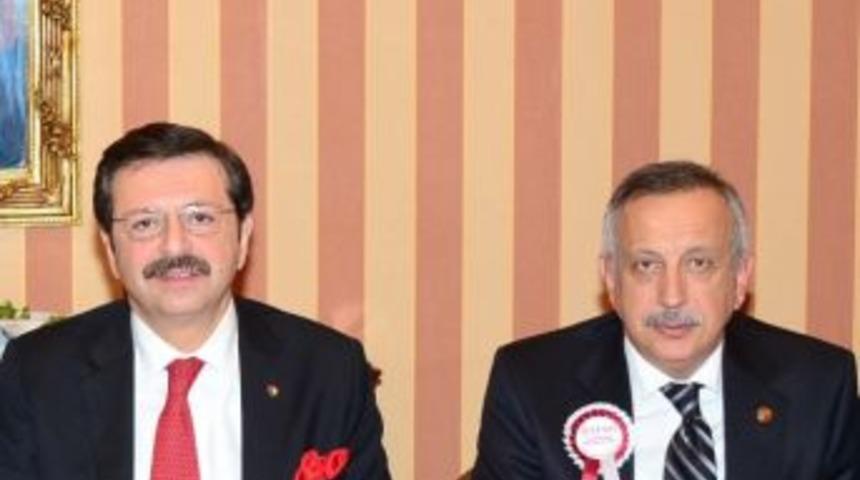 İş D&uuml;nyası 2013'ten &Uuml;mitli