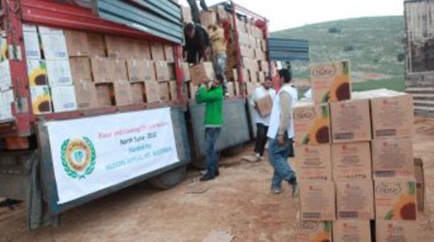 İHH'nın İdlip, Halep, Hama Ve Humus&rsquo;a Gıda Yardımları S&uuml;r&uuml;yor