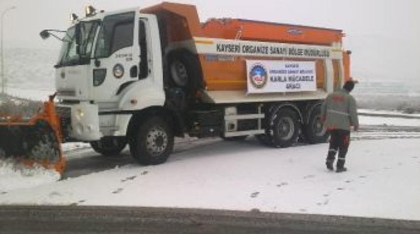 Kayseri Osb&rsquo;de Karla M&uuml;cadele &Ccedil;alışmaları S&uuml;r&uuml;yor