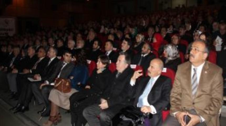 Rizeli G&ouml;n&uuml;l El&ccedil;ileri Bir Araya Geldi