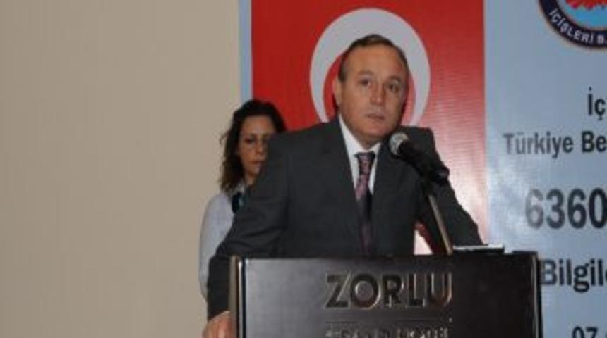 Trabzon'da B&uuml;y&uuml;kşehir Kanunu Anlatıldı