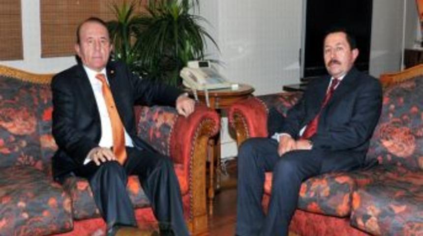 Vali Balkanlıoğlu'na 'en Kıdemli' Ziyaret