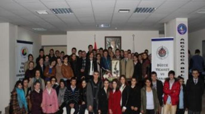 Gen&ccedil;lere Girişimcilik Dersi