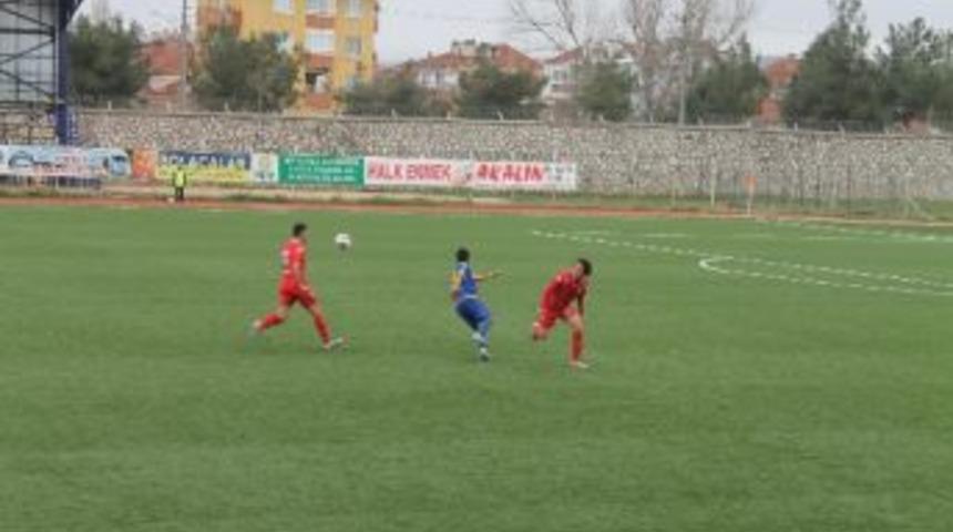 Yenişehir Belediyespor Futbol Takımı Sezonun İlk Yarısını İkinci Sırada Tamamladı