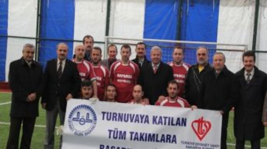 İmamlar Sahaya İndi