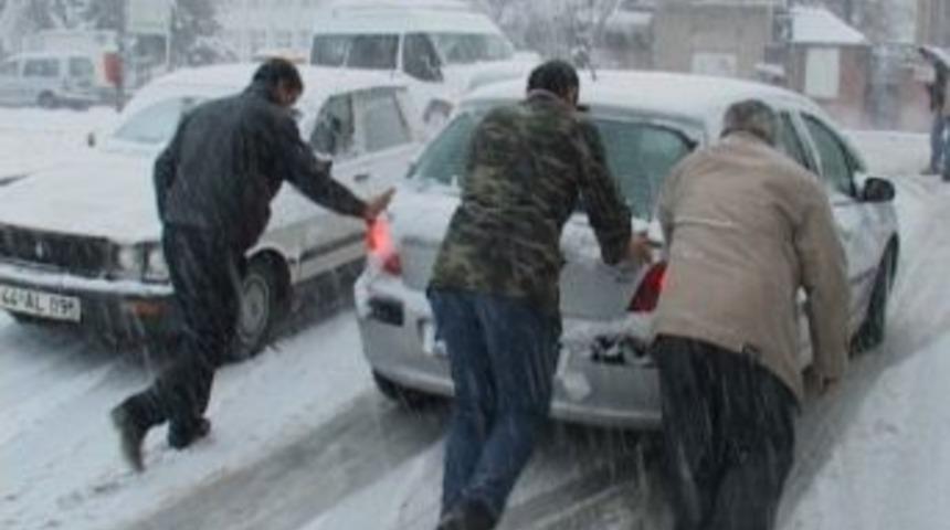 Malatya'da Okullara Kar Tatili