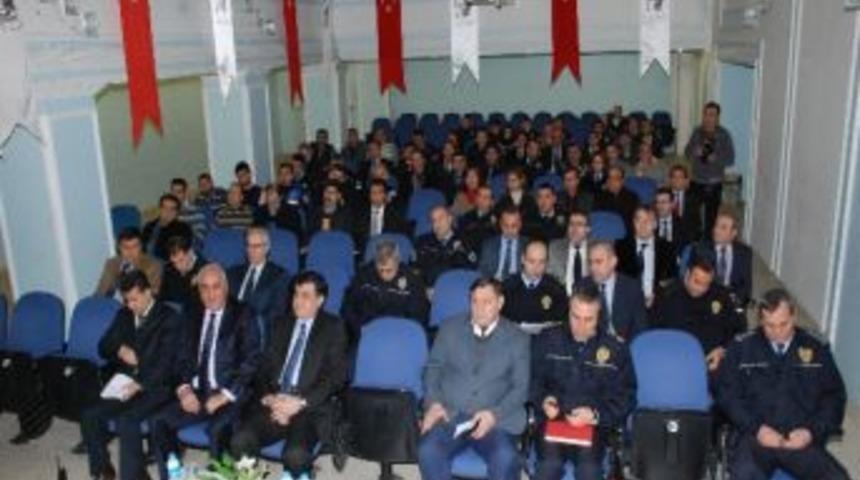 Kırıkkale Polisine &lsquo;etkili İletişim Ve Liderlik&rsquo; Semineri Verildi