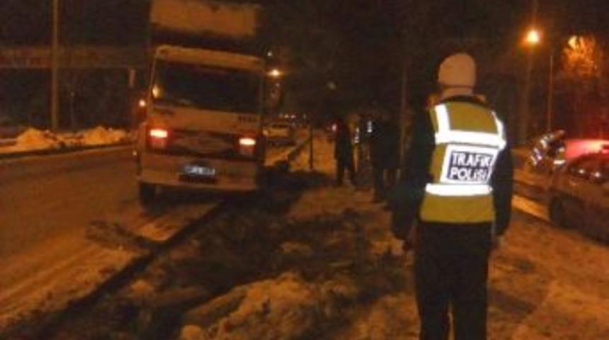 3 Saatte 14 Ayrı Trafik Kazası