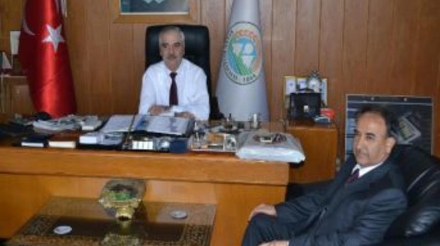 Keşan Devlet Hastanesi Y&ouml;neticisi Alparlsan, &Ouml;zcan&rsquo;ı Ziyaret Etti