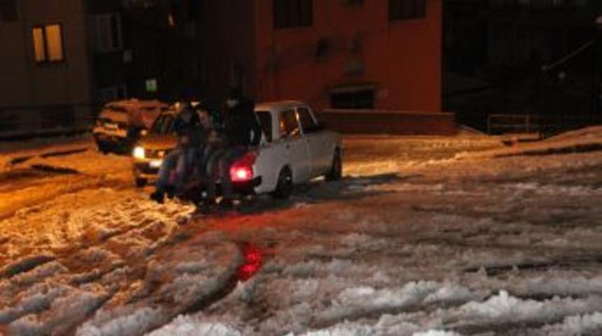 Ereğli'de Yollar Buz Pistine D&ouml;nd&uuml;