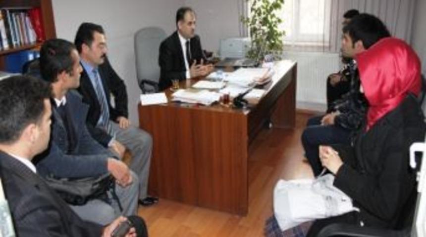 &Ouml;ğrencilerden M&uuml;d&uuml;r Kına&rsquo;ya Ziyaret