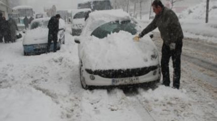 Muş&rsquo;ta Kar Yağışı G&uuml;nlerdir Devam Ediyor