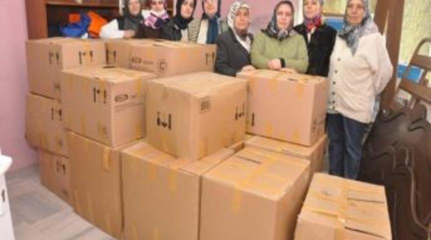 Kartepe Belediyesinden Suriyeli M&uuml;ltecilere Yardım Malzemesi