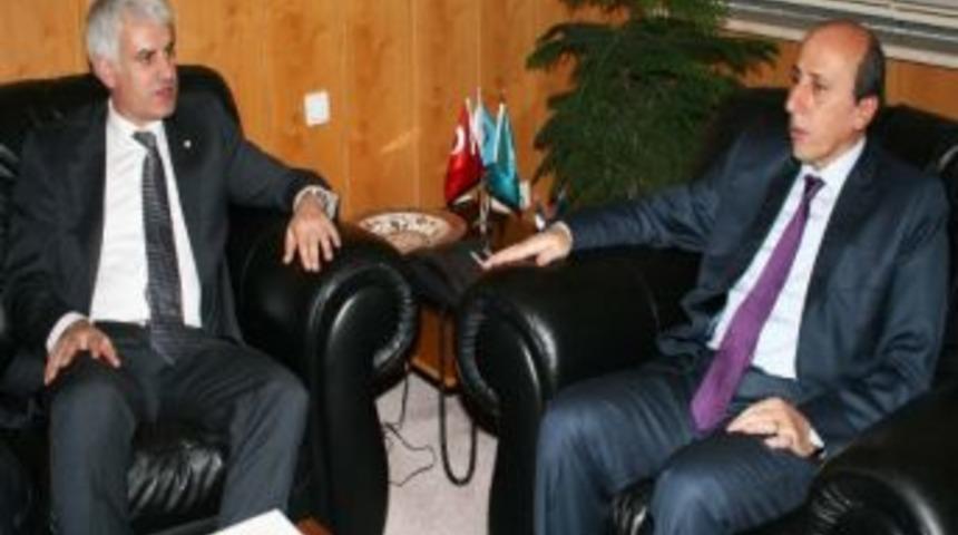 Bursa'ya Spor Bilimleri Fak&uuml;ltesi Kurulacak