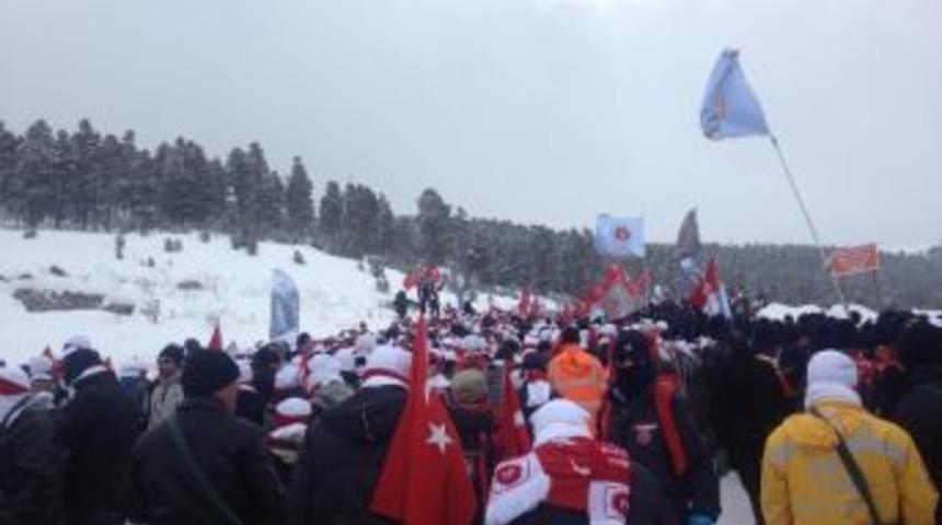 Erzincan Gen&ccedil;liği Sarıkamış Şehitleri İ&ccedil;in Y&uuml;r&uuml;d&uuml;