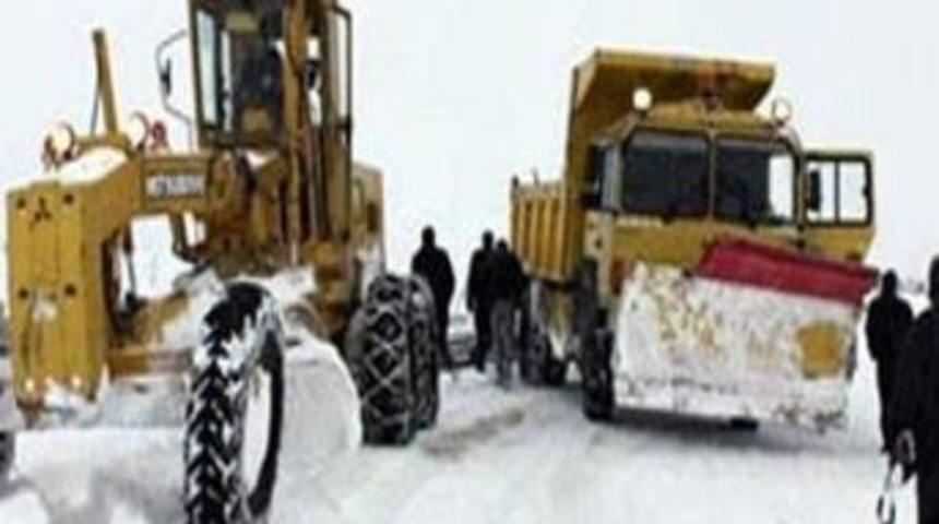 Bartın&rsquo;da 155 K&ouml;y Yolu Ulaşıma Kapandı