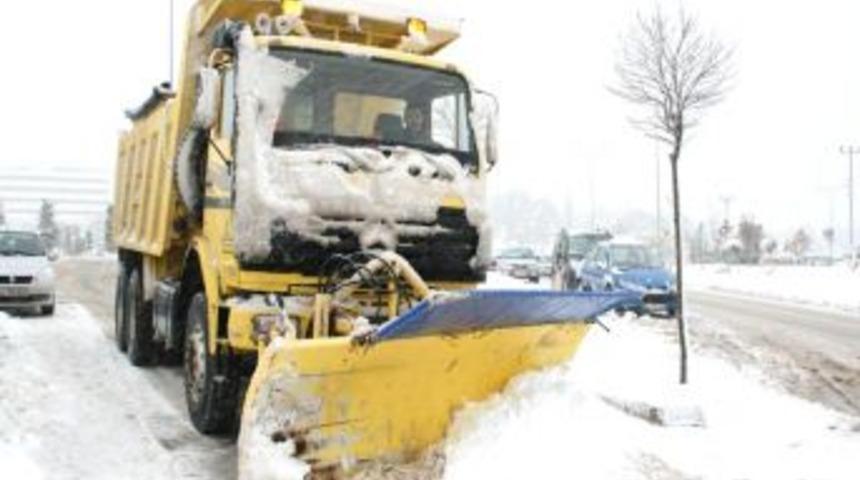 Kocaeli'nde B&uuml;t&uuml;n Yollar A&ccedil;ık