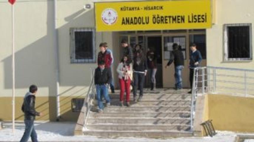 Hisarcık&rsquo;ta Kar Yağışı Eğitimi Etkilemedi