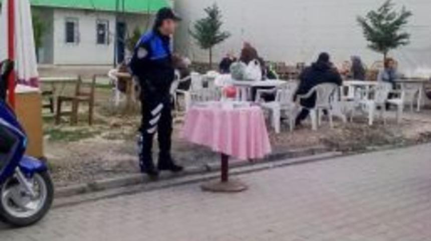 Mudanya Polisi Halkı Broş&uuml;r Dağıtarak Uyardı