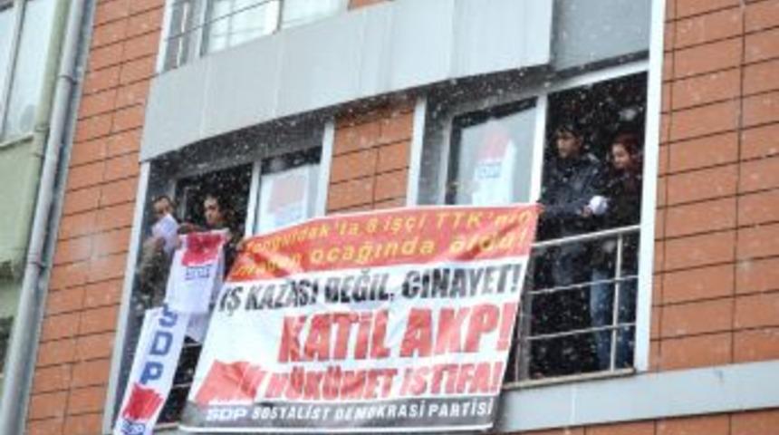 MTA Binasını Işgal Eden Eylemciler G&ouml;zaltına Alındı