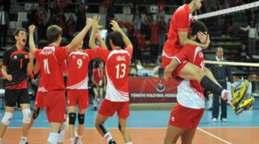 Voleybol Yıldız Erkek Milli Takımı, Başarısını Kalıcı Hale Getirmek Istiyor