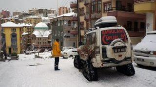 Başkent'te Yaşlı Hastanın Imdadına Paletli Ambulans Yetişti