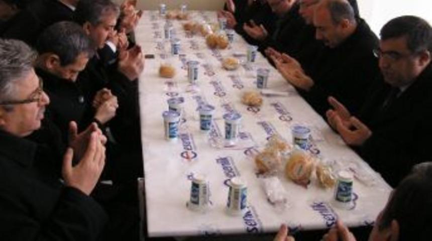 Belediye Başkan Yardımcısı Mumcu'nun Amcası İçin Mevlid Okundu