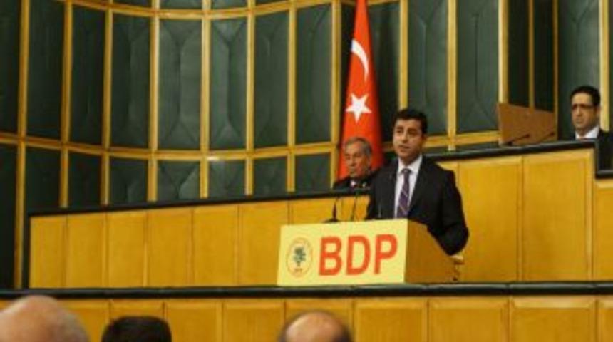 Demirtaş: Elini Taşın Altına Koyacak Şehit Aileleri Kutsal Bir Iş Yapmış Olacak