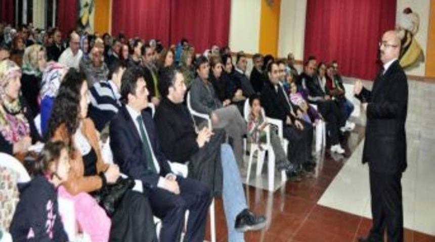 'Boşanmaların En B&uuml;y&uuml;k Sebebi Iletişimsizlikten Kaynaklanan Ge&ccedil;imsizlik'