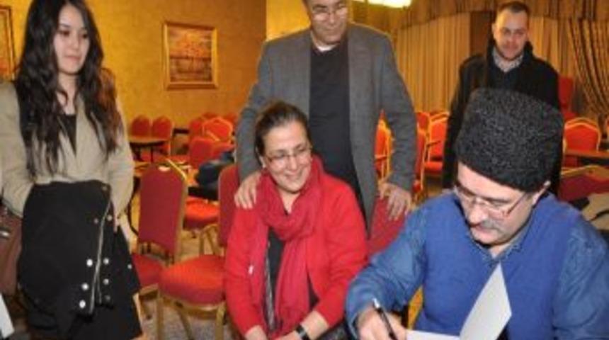 Hakan Kırımlı Yeni Kitabını D&uuml;zce&rsquo; De Tanıttı