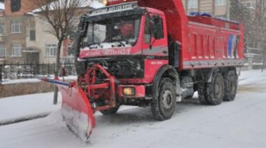 Akşehir Belediyesi&rsquo;nden Karla M&uuml;cadele &Ccedil;alışmaları
