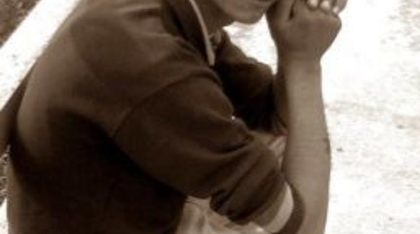 10 Yaşındaki Erkek &Ccedil;ocuğa Tecav&uuml;z Etmek İstedi