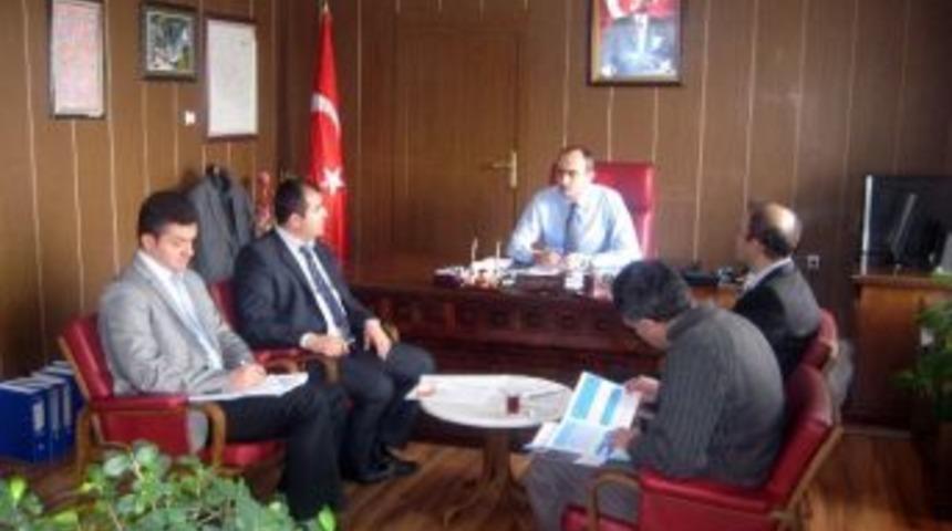 Gemerek Kaymakamlığı, Proje Ekibi Oran Projeleri İ&ccedil;in &Ccedil;alışıyor