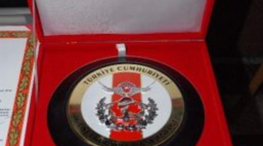 Burdur Jandarmaya Başarı Beratı