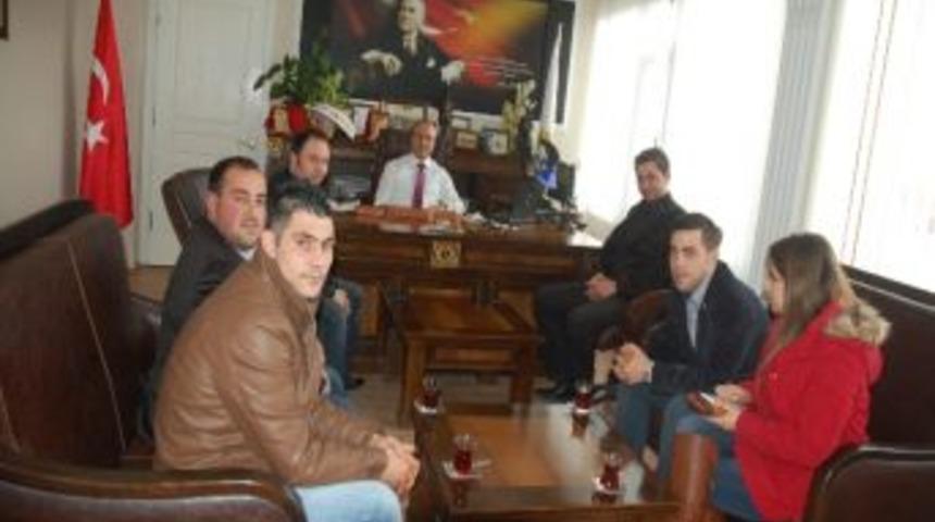 Ak Gen&ccedil;lerden Evreşe Belediye Başkanına Ziyaret