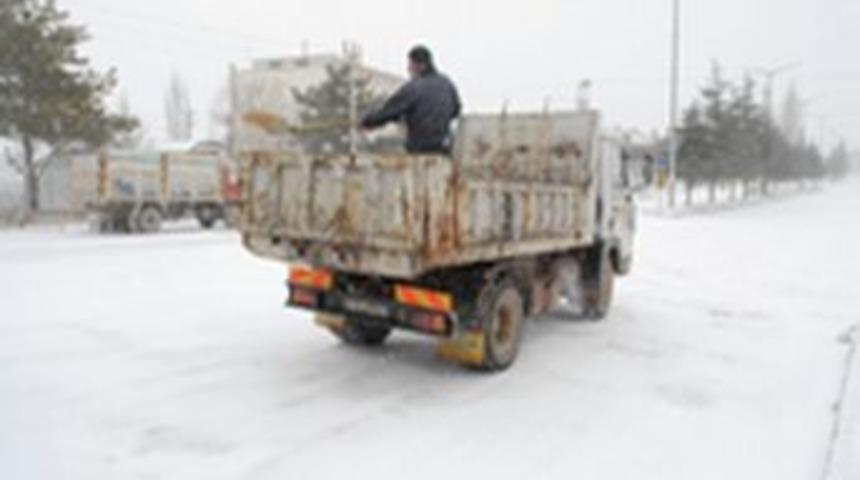 Bolvadin'de Ekipler 24 Saat G&ouml;rev Başında