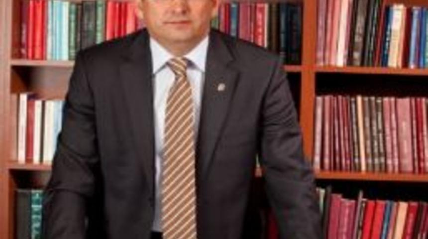 K&uuml;&ccedil;&uuml;kk&ouml;y Anayasa Mahkemesi&rsquo;nde