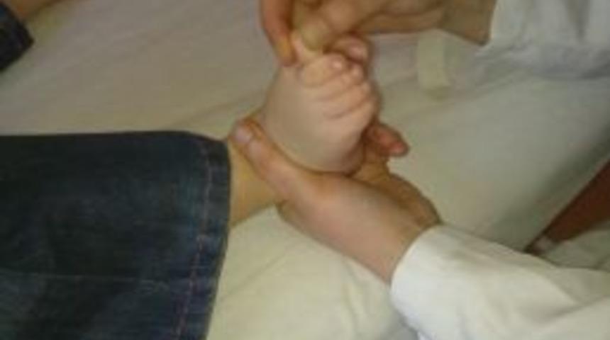 En Eski Tedavi Y&ouml;ntemlerinden Refleksoloji Engellilere Umut Oldu