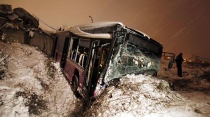 G&ouml;rg&uuml; Tanıkları, K&uuml;&ccedil;&uuml;k&ccedil;ekmece'deki Otob&uuml;s Kazasını Anlattı