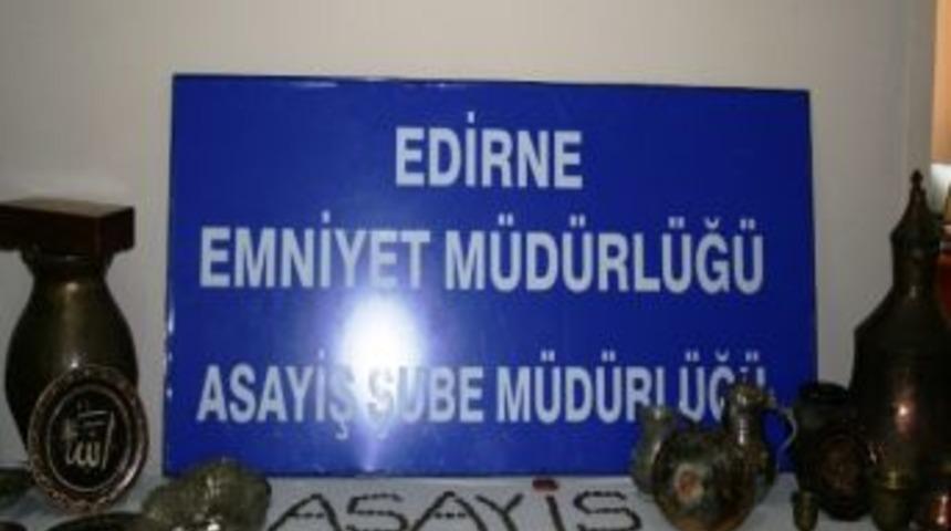 Antika Hırsızları Polisten Ka&ccedil;amadı