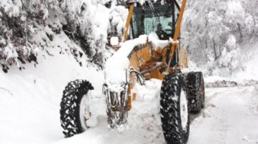 Bursa'da 106 K&ouml;y Yolu Ulaşıma Kapalı