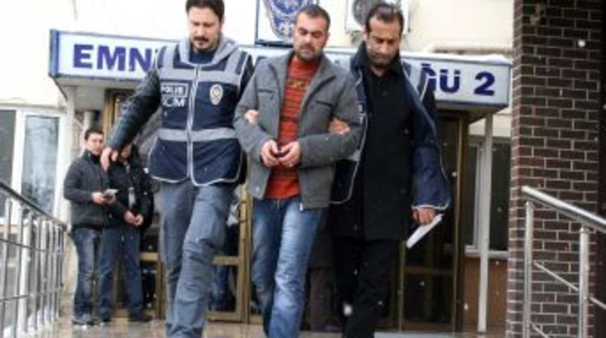 Uyuşturucu Taciri, Esrarı K&ouml;peğin Barakasına G&ouml;mm&uuml;ş