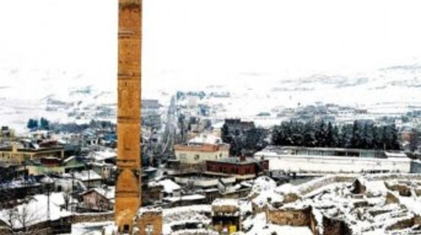 Hasankeyf'te Beyaz &Ouml;rt&uuml;ye B&uuml;r&uuml;nd&uuml;