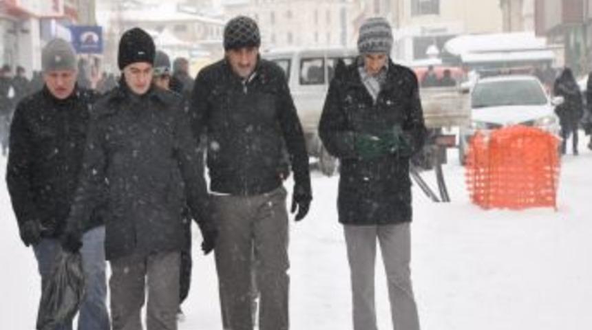 Bolu'da Okullara 10 Ocak'ta Kar Tatili